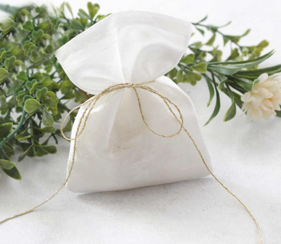 100 adet osmanlı ipeği kına, söz, nişan hediye kesesi, 10x15 cm, Beyaz (20m Organze Kurdele Hediye) - 3