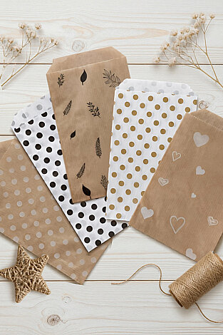 100'lü Karışık Hediye Paketi Seti - 20'şer adet, 5 çeşit 11x20 cm Kese Kağıdı + 105 adet Sticker - Bimotif (1)