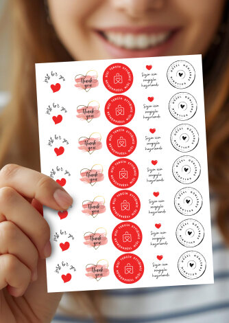 105 parça Hediyelik, Paketleme ve Ambalaj Seti (11x20 cm Kese Kağıdı ve 5 adet Sticker) - Bimotif (1)