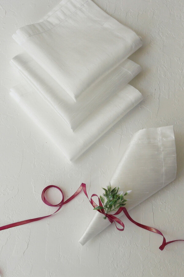 5 parça osmanlı ipeği sofra seti (1 adet Masa Örtüsü, 4 adet Peçete) / Beyaz - 3