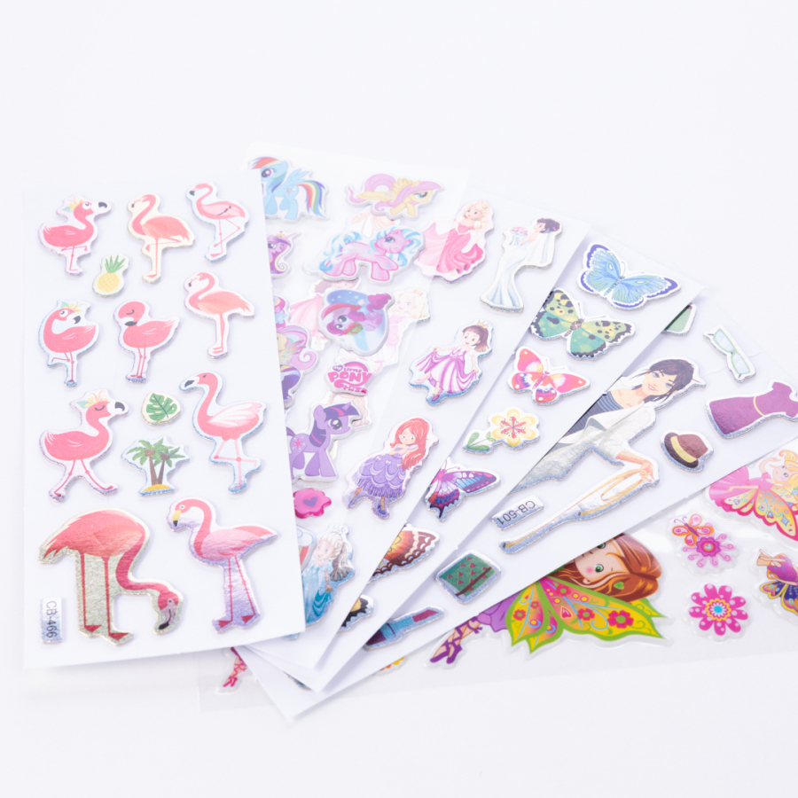 6 adet karışık kabartmalı yapışkan sticker, prenses ve kıyafetleri, flamingolar - 1