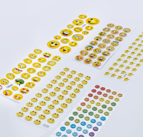 6 adet karışık kabartmalı yapışkan sticker, şekilli gülen yüzler - Bimotif