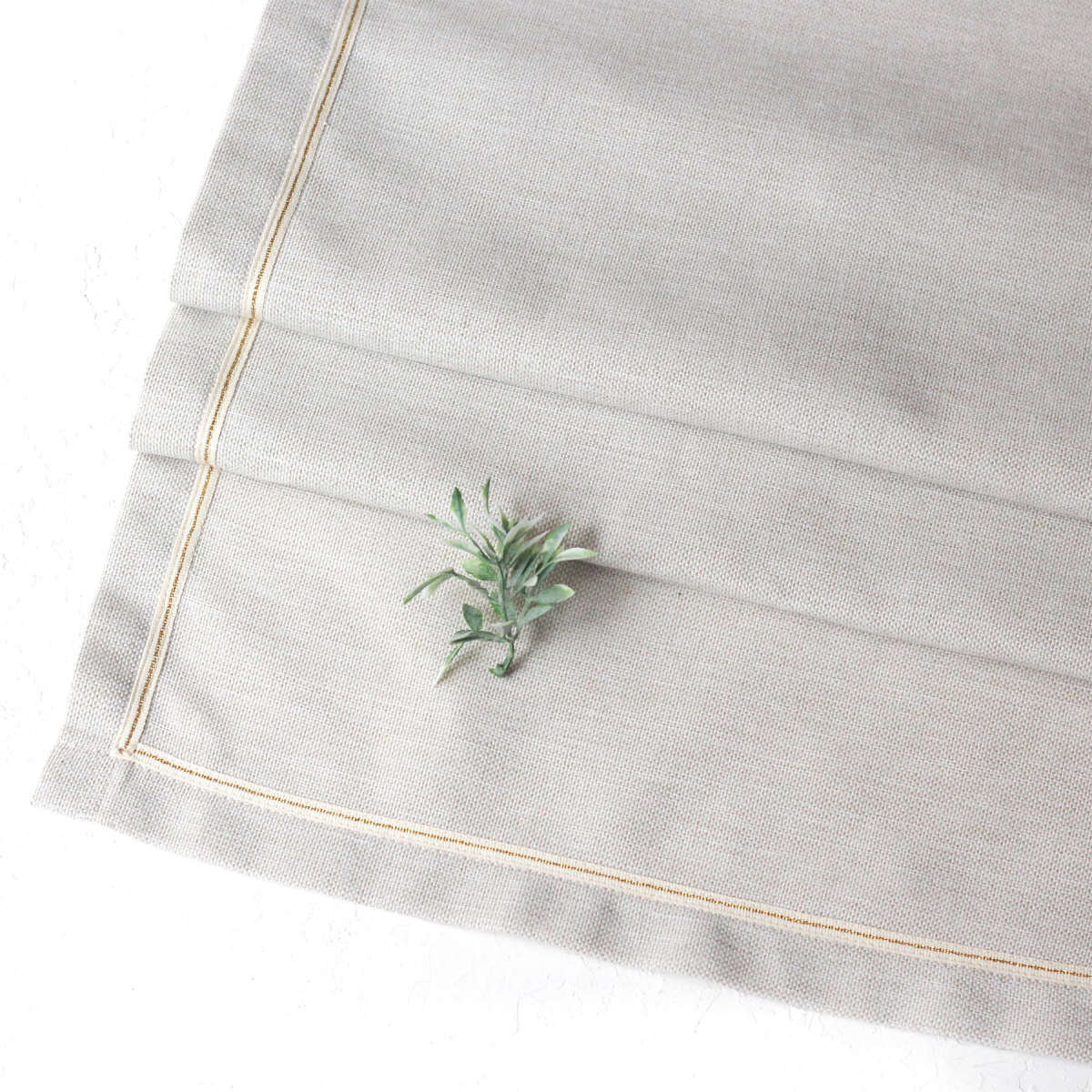 Altın Simli Şeritli Poly-keten Runner, Natürel / 45x150 Cm