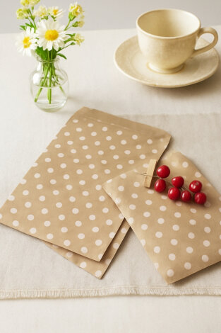 Çok Amaçlı Hediye Paketi ve Sticker Seti, 100lü kese kağıdı (11x20 cm) ve 105 adet Özel Sticker - Bimotif (1)