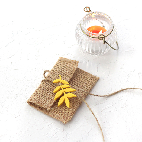 Keçe yapraklı minik jüt zarf, 7x10 cm / Sarı (3 adet) - 3