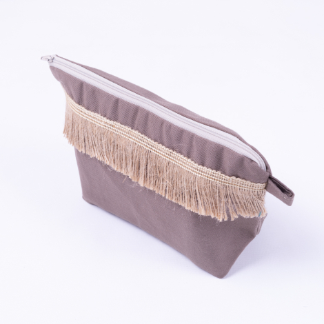 Su ve leke tutmaz duck kumaştan jüt dantel şerit detaylı koyu kahve makyaj çantası - Bimotif (1)