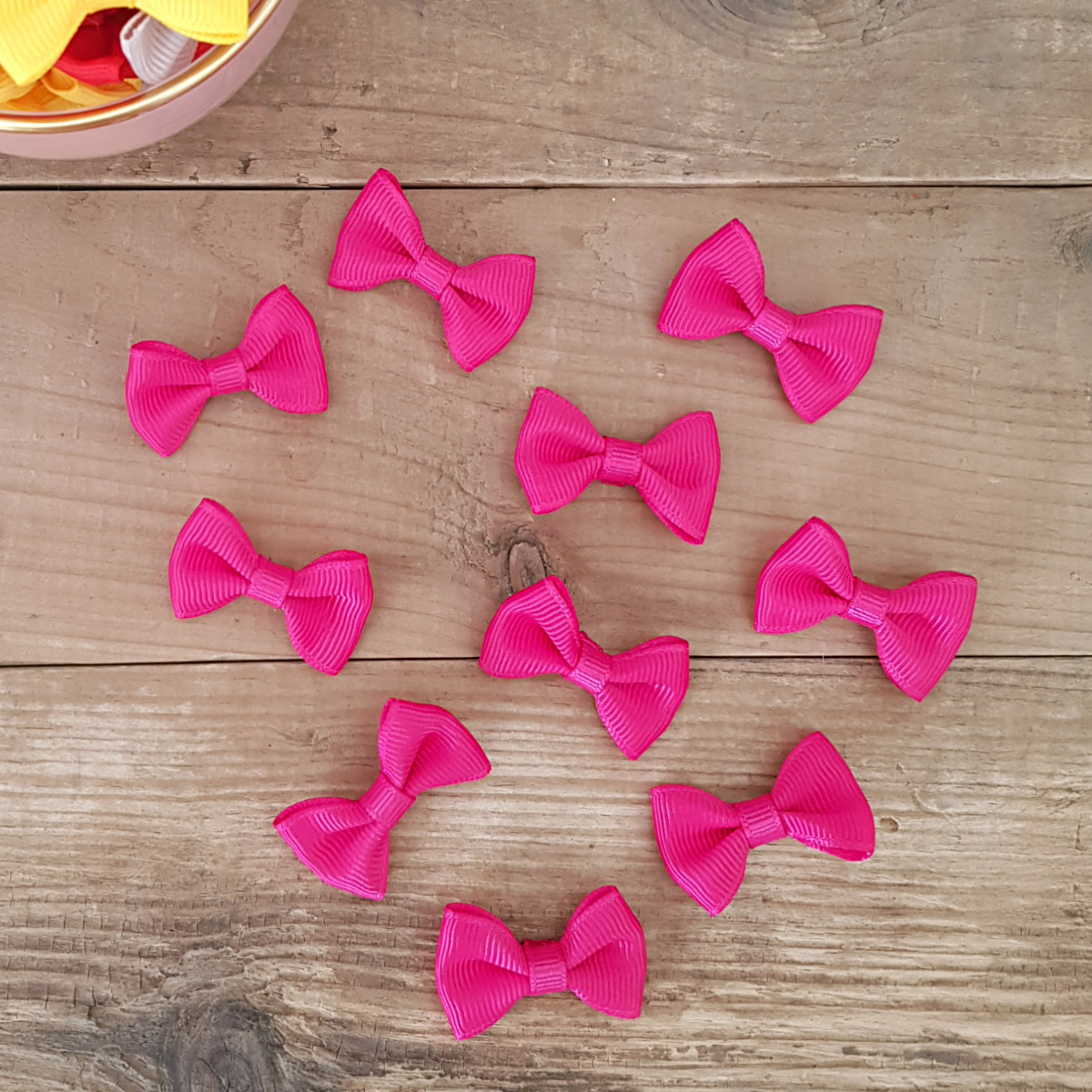 Koyu Pembe Grogren Fiyonk, 4 Cm / 6 Adet
