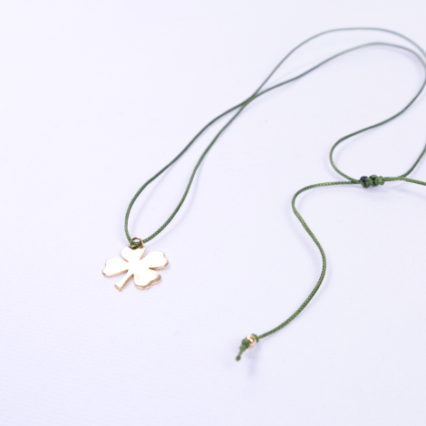 Gold plated shamrock green necklace with 2 adjustable strings - Bimotif (1)