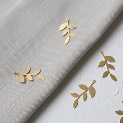 Gold jewellery material in leaf shape, accessory / 3.5 cm - Bimotif