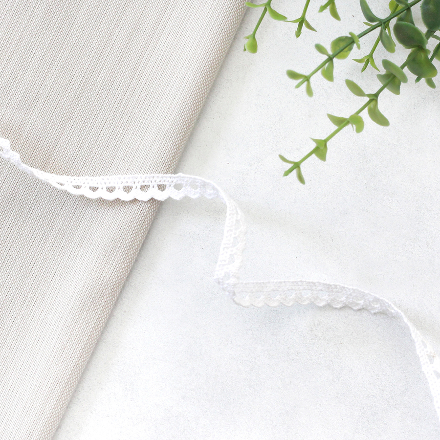 White cotton lace ribbon, 1 cm / 5 metres - 1
