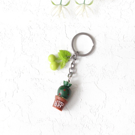 Brown potted cactus keychain with green fruits - Bimotif