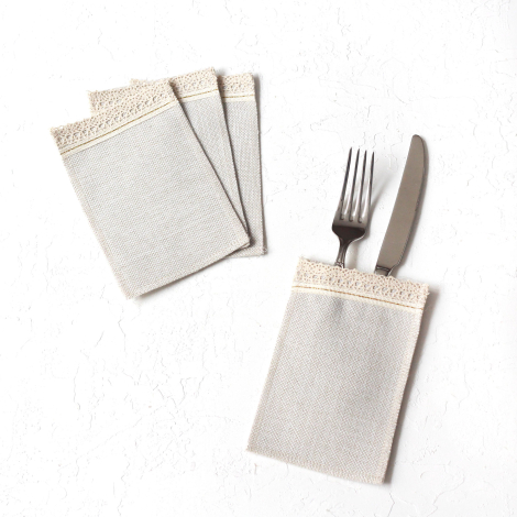 Poly-linen cutlery service with cream lace edge and Glittered gold stripes, 10x15 cm / 4 pcs - Bimotif (1)