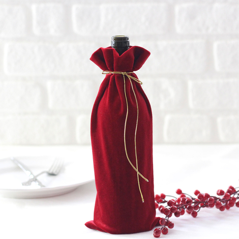 Red velvet wine bottle cover / 14x34 cm - Bimotif