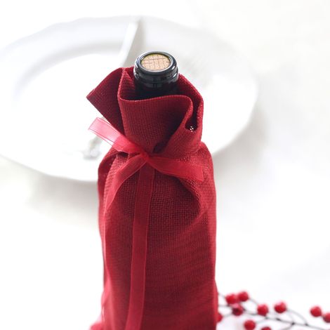 Red glitter fabric wine bottle cover / 14x34 cm - Bimotif (1)