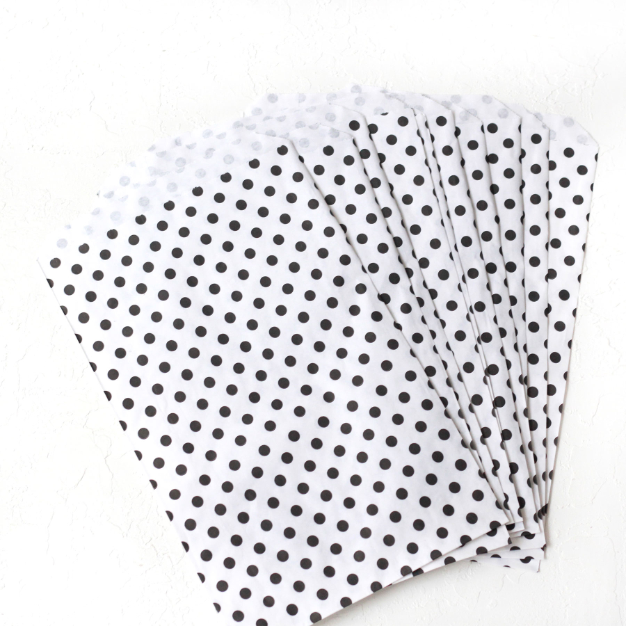 Patterned paper bag, white-black / Polka dot (18x30 - 500 pcs) - 2