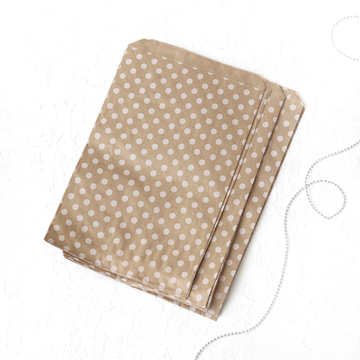 Patterned paper bags, kraft-white / polka dot (18x30 - 500 pcs) - 1