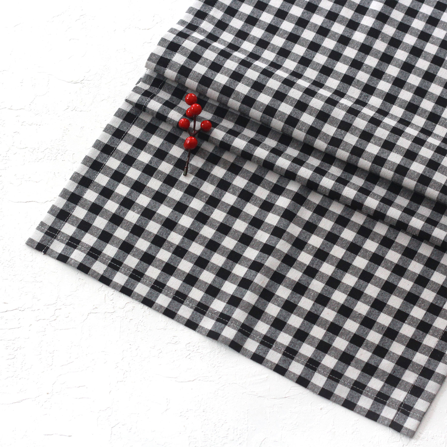 Black checkered woven fabric runner / 45x170 cm - 1