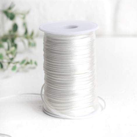 White flush rope (rat tail), 2 mm / Roll - Bimotif