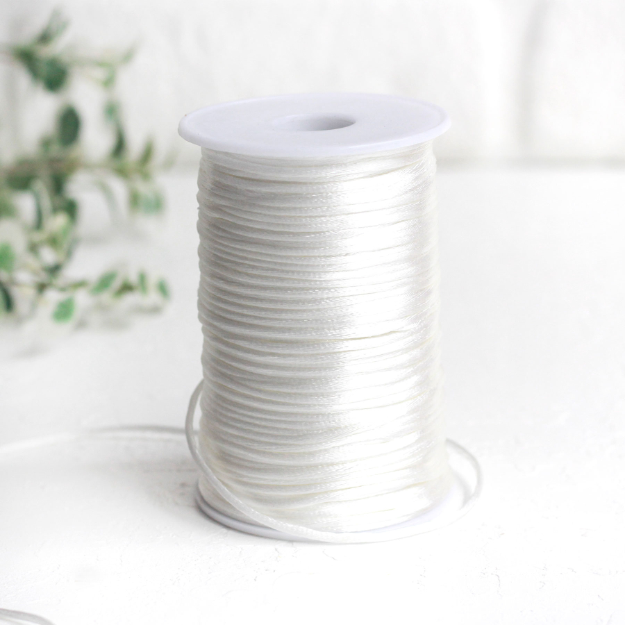 White flush rope (rat tail), 2 mm / Roll - 1