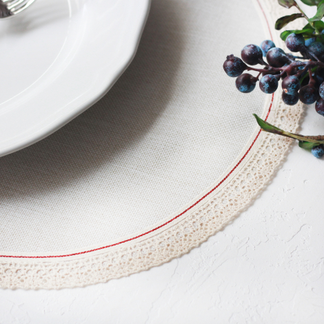Poly-linen supla with cream lace edging and Glittered red stripes, 36 cm / 6 pcs - Bimotif (1)