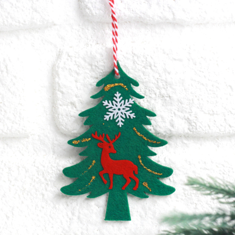 Christmas felt pine tree ornament, green / 1 piece - Bimotif