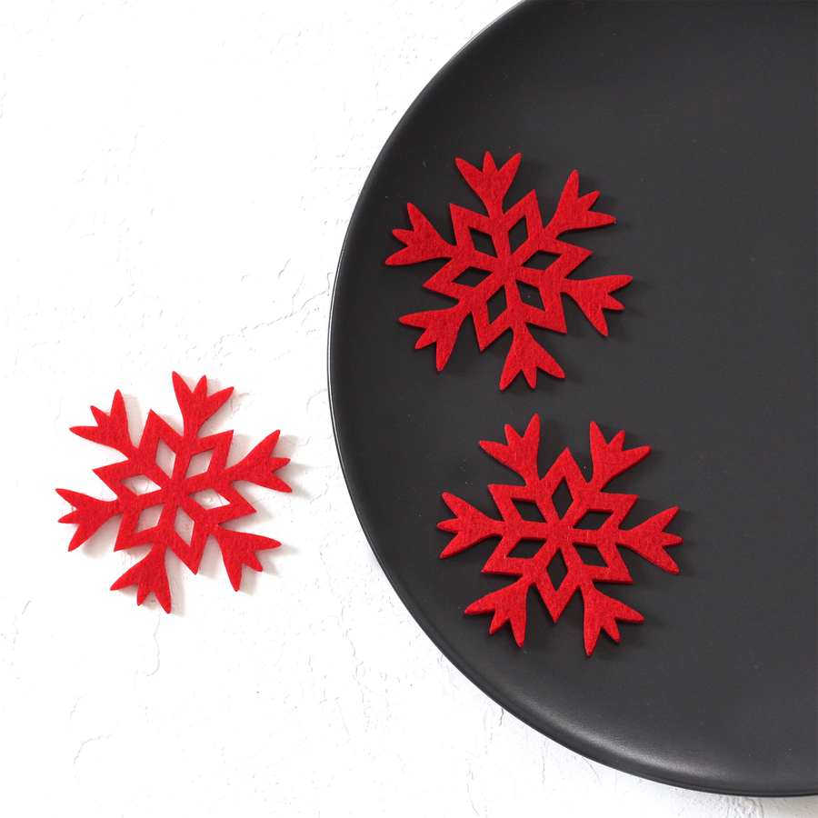 Felt motif, red snowflake / 2 pcs - 1