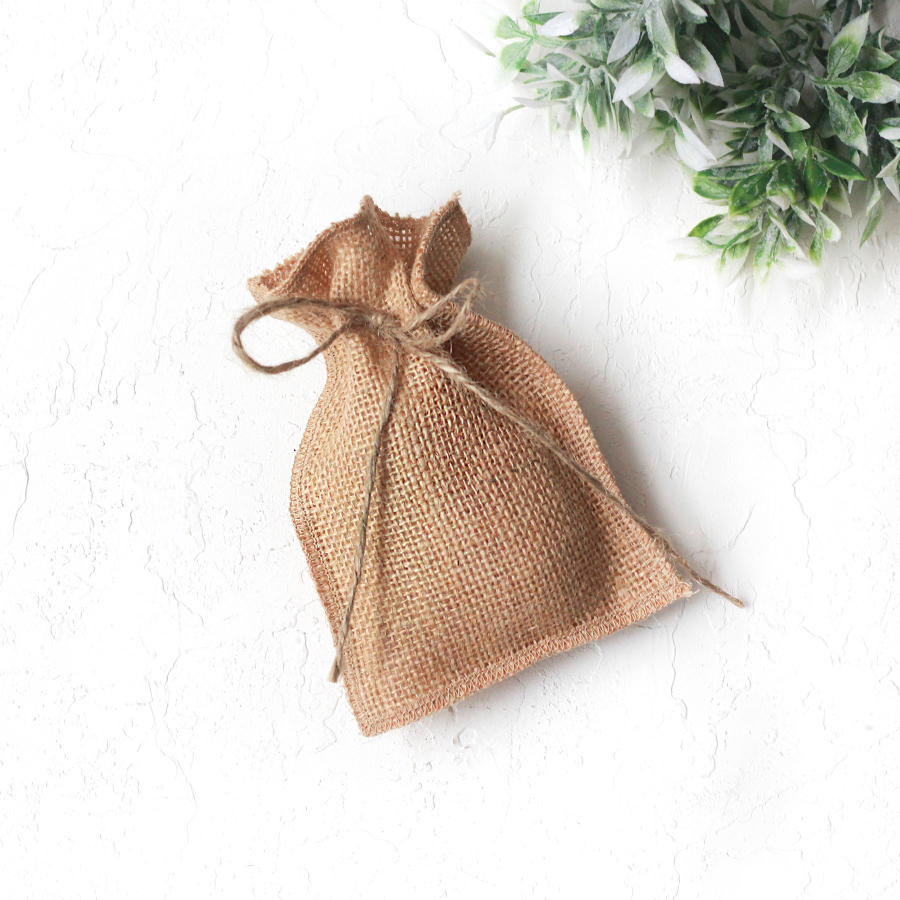 Overlocked jute pouch with jute drawstring, 10x15 cm / 100 pcs - 2