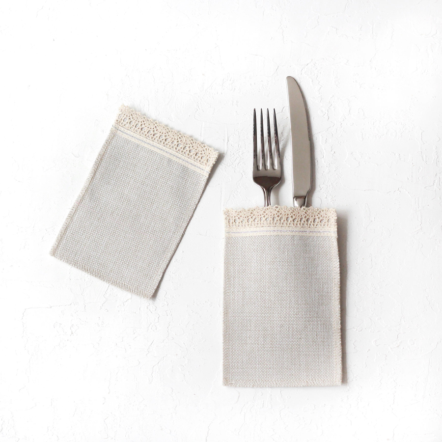 Poly-linen cutlery service with cream lace edge and Glittered silver stripes, 10x15 cm / 2 pcs - 2