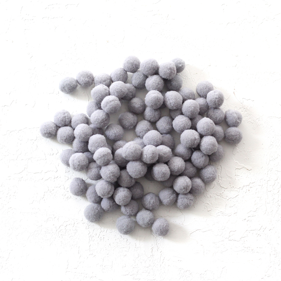 Plush pompom, 1.5 cm / 50 pcs / Grey - 1