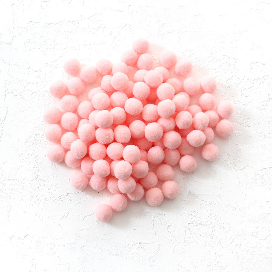 Plush pompom, 1.5 cm / 50 pcs / Light Pink - 1