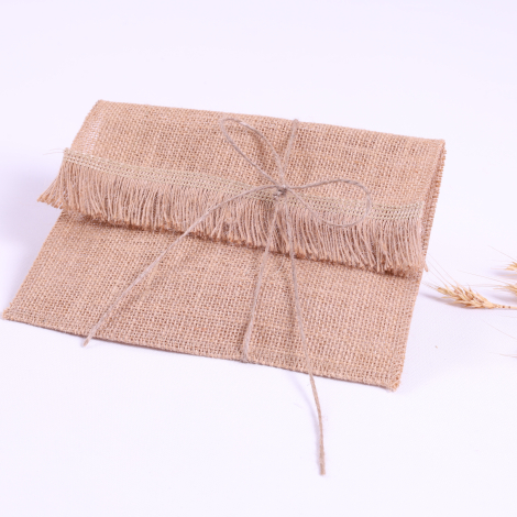 Jute envelope with fringe fringe edge, 14x19 cm / 10 pcs - Bimotif (1)