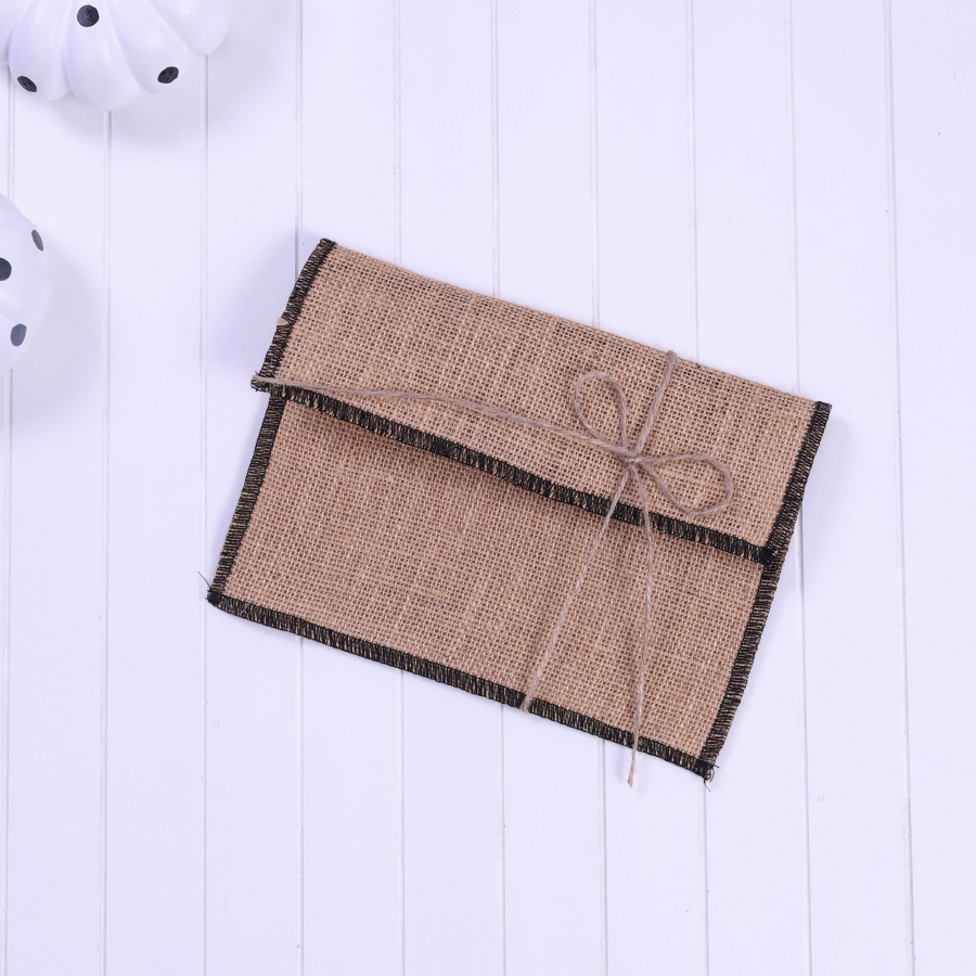 Jute envelope with black overlock edge, 14x19 cm / 10 pcs - 3