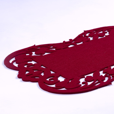 Burgundy felt placemat, flower - 27x44 cm / 1 piece - Bimotif (1)