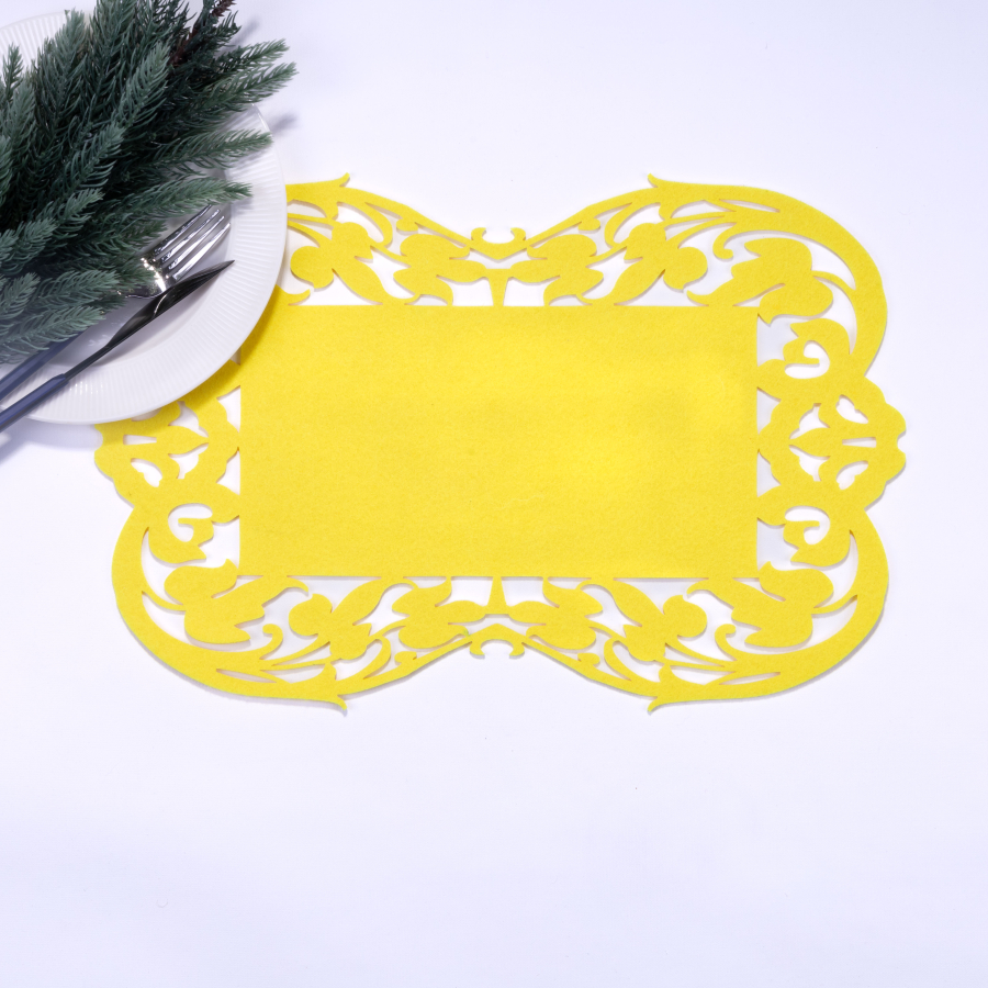 Yellow felt placemat, flower - 27x44 cm / 1 piece - 1