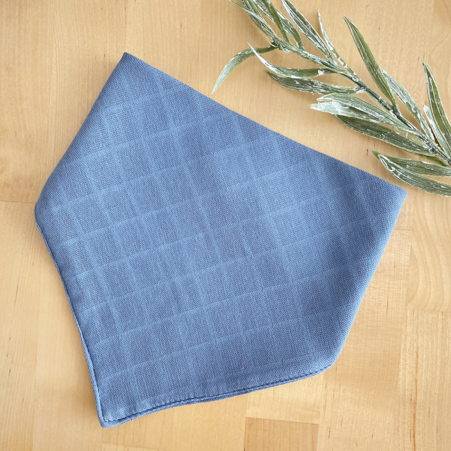 Double layer muslin fabric baby drool bib / collar with snap fastener (0-36 months), indigo / 41x20 cm - 1