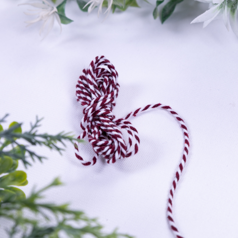 Martenitsa burgundy white twist bracelet rope, 2 mm / 2 metres - 3