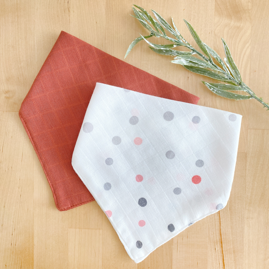 Double layer muslin fabric baby drool bib / 2 pcs snap collar set (0-36 months), tile-polka dot / 41x20 cm - 1