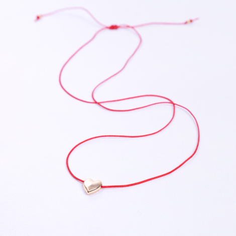 Adjustable red string necklace with tiny gold heart - 3