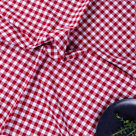 Woven fabric picnic tablecloth, red / 180x180 - Bimotif (1)