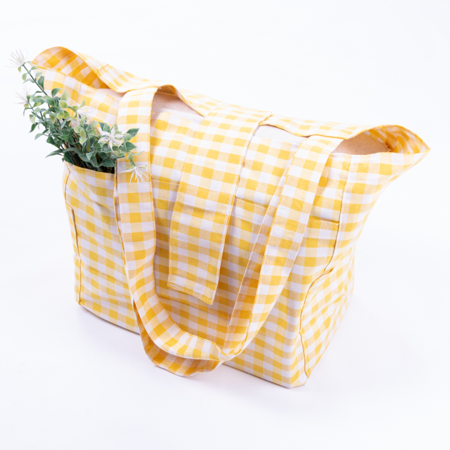 Woven gingham fabric, picnic bag with velcro closure 35x51x22 cm / Yellow - 1