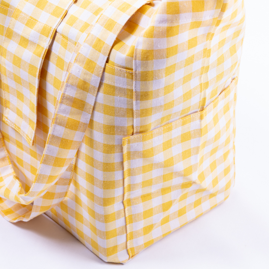 Woven gingham fabric, picnic bag with velcro closure 35x51x22 cm / Yellow - 2