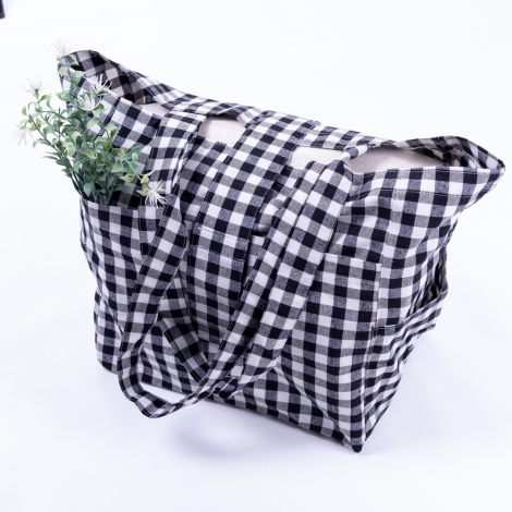 Woven gingham fabric, picnic bag with velcro closure 35x51x22 cm / Black - Bimotif