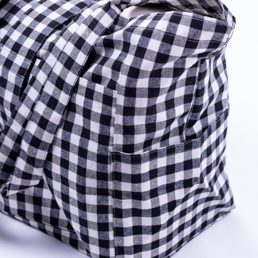 Woven gingham fabric, picnic bag with velcro closure 35x51x22 cm / Black - 2