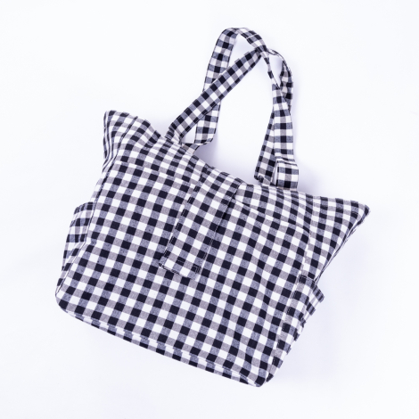 Woven gingham fabric, picnic bag with velcro closure 35x51x22 cm / Black - 4
