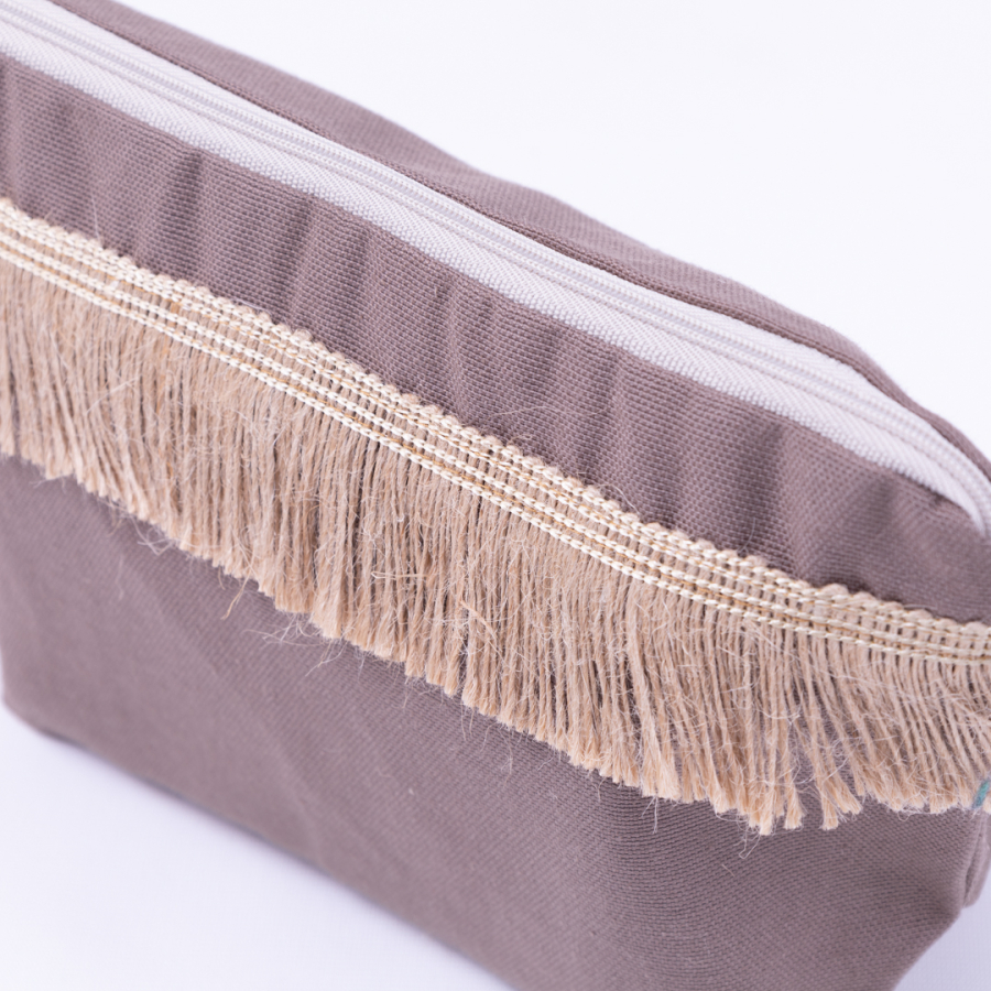 Dark brown make-up bag in water and stain resistant Duck fabric with jute lace stripe detail - 3