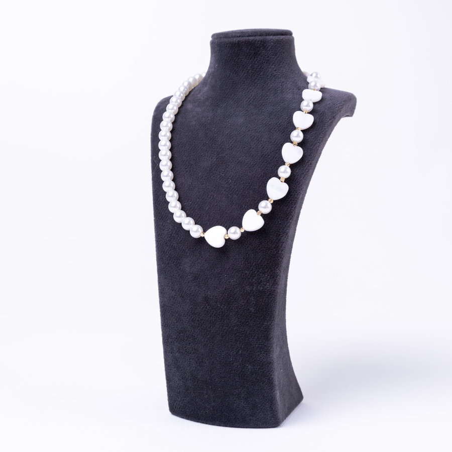 Pearl necklace with multiple pearl hearts - 1