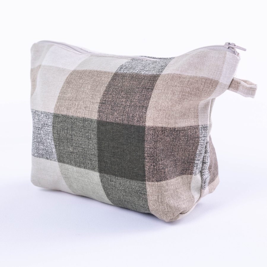 Large checked green and brown coloured make-up bag in water and stain resistant Duck fabric - 1