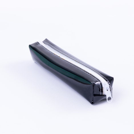 Glossy black coloured transparent pencil case with zip fastener - Bimotif