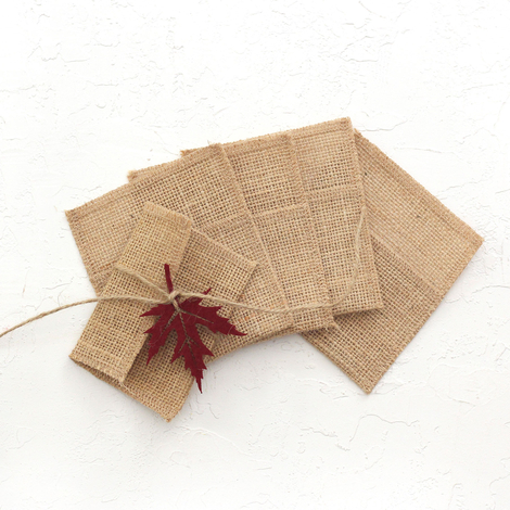 Small jute envelope with felt leaves, 7x10 cm / Burgundy (20 pcs) - Bimotif