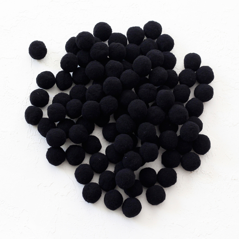 Plush pompom, 2.2 cm / 20 pcs / Black - Bimotif